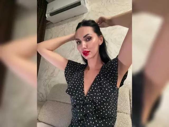 LolaFox from BongaCams