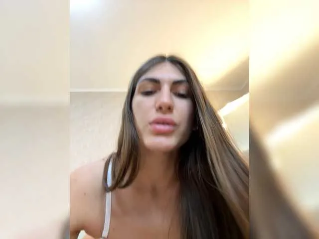 MaggieTurner from BongaCams