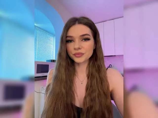 Mirrrrra from BongaCams