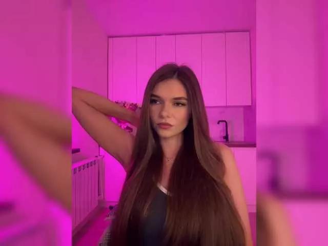 Mirrrrra from BongaCams