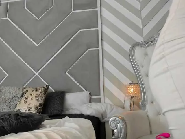 MissMahalaa from BongaCams