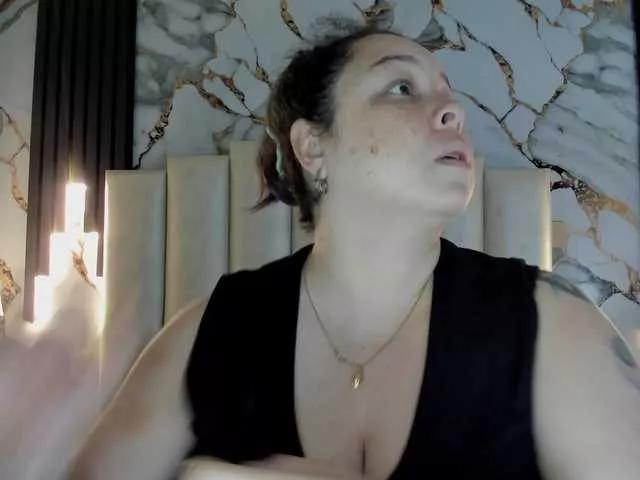 Mollieblue69 from BongaCams