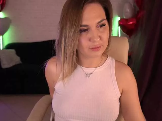 MollyWild from BongaCams