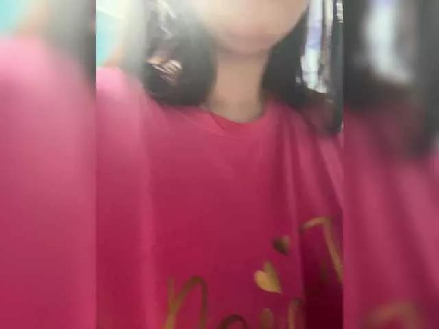 NansyyLiana from BongaCams