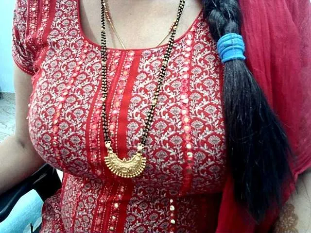 Payalx from BongaCams