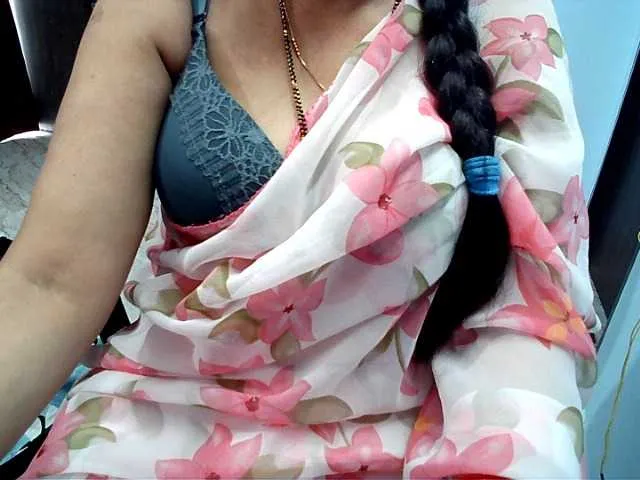 Payalx from BongaCams