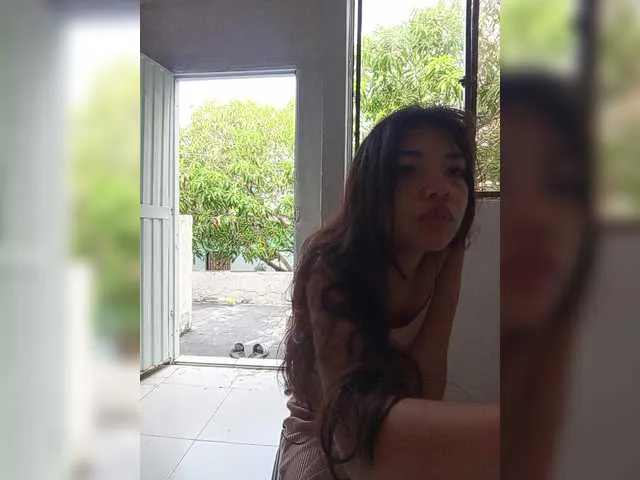 ROOMEXOTIC11 from BongaCams