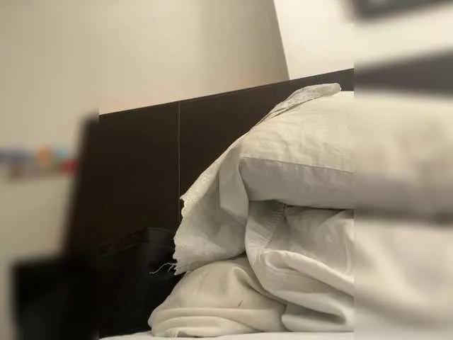 SallyeLeins from BongaCams