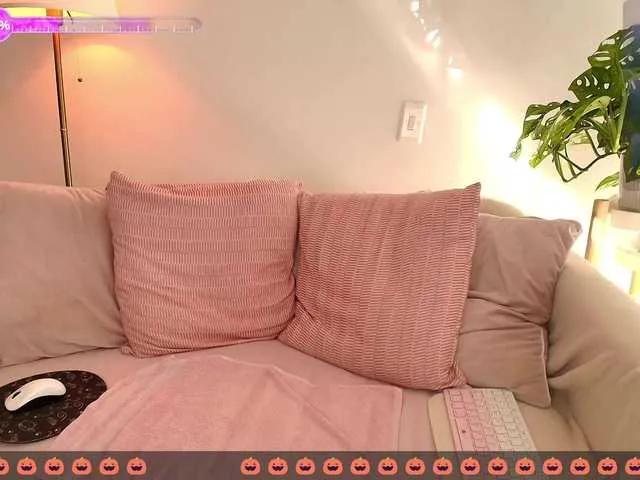 SallyeLeins from BongaCams