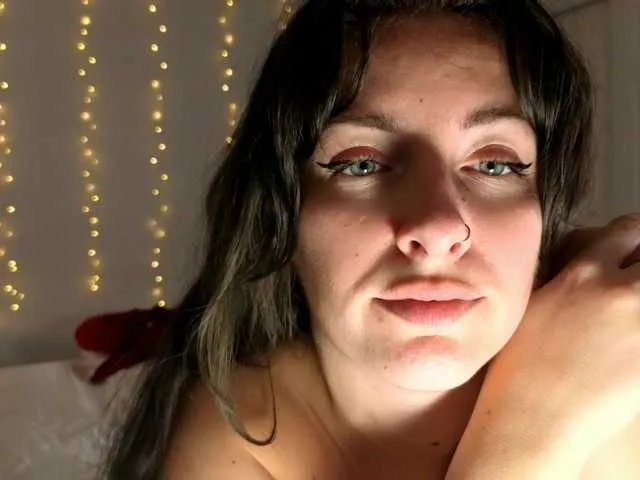 Sapphir3xoxo from BongaCams