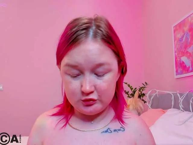 Sara-Moor from BongaCams