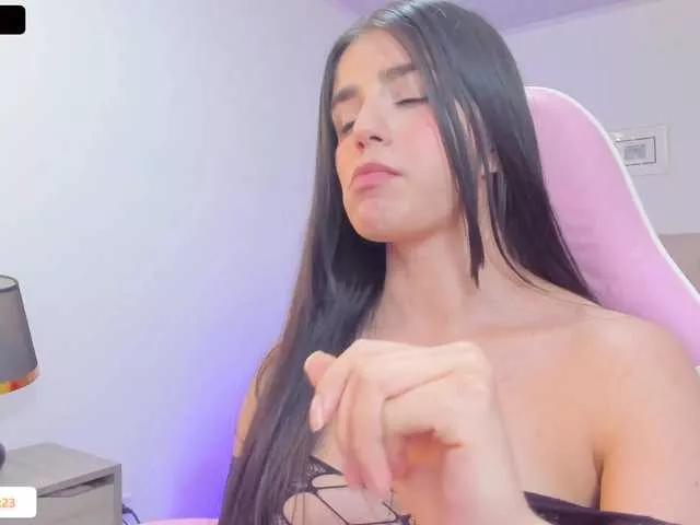 SarahFox from BongaCams