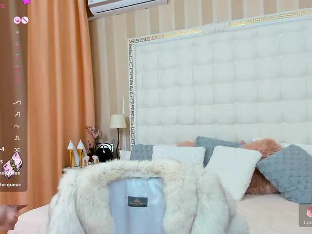 Sassyqueen from BongaCams