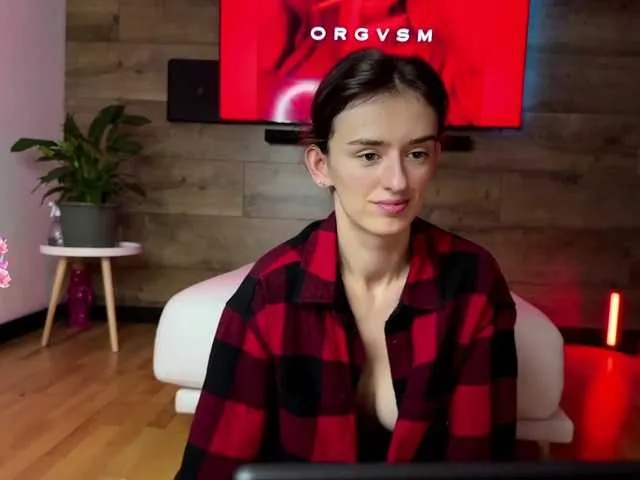 SweetieTati from BongaCams