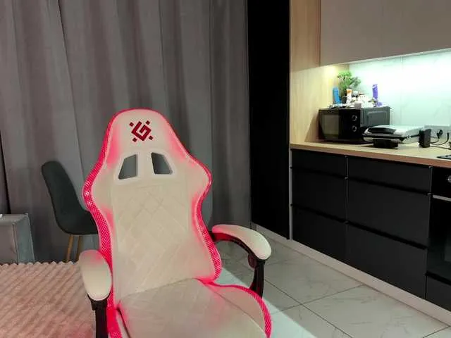 SweetieTati from BongaCams