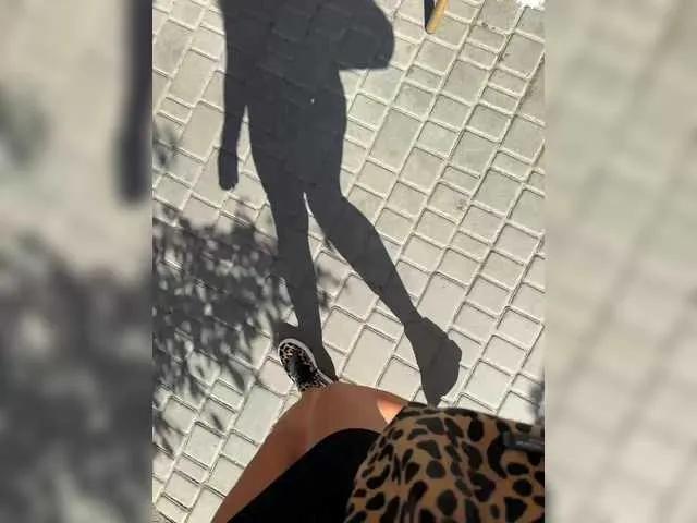 sweetkira25 from BongaCams