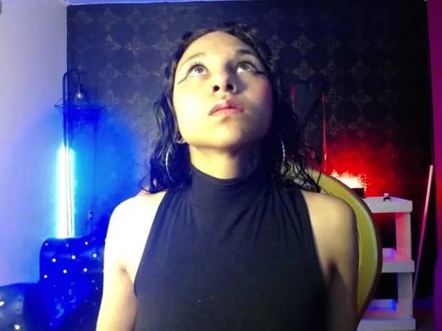 Sweettpleasure from BongaCams