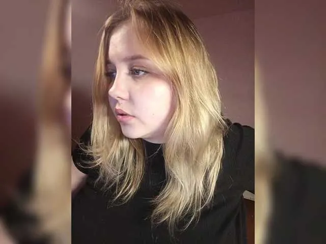 Vaverika from BongaCams