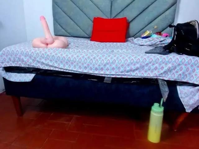vsusanaper from BongaCams