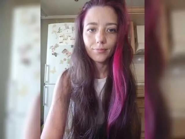 Ymmixxx from BongaCams