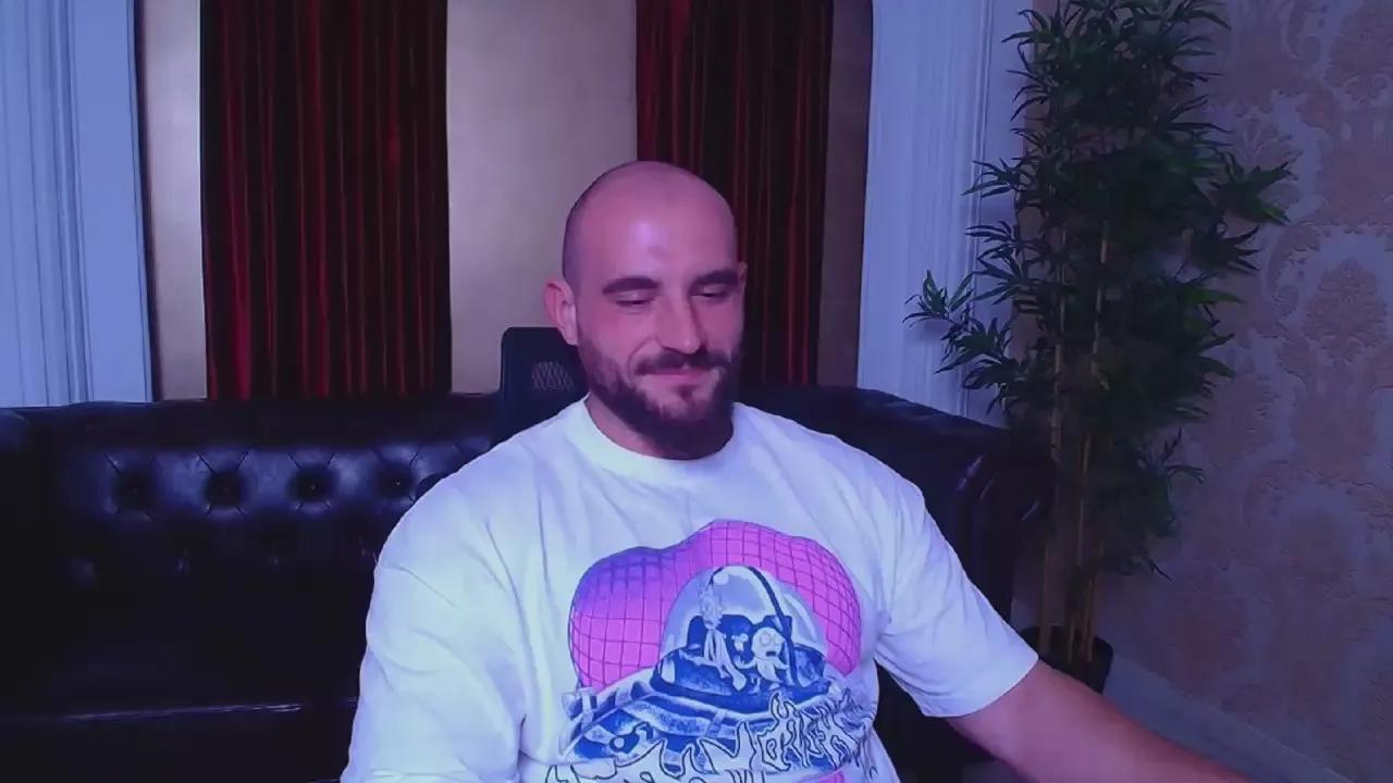 AdamJameson from Cam4