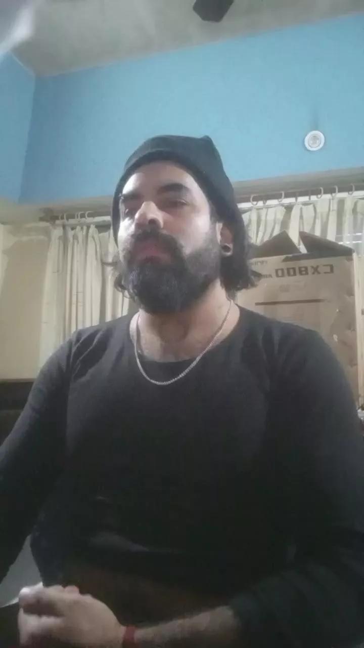 Aguustin21 from Cam4