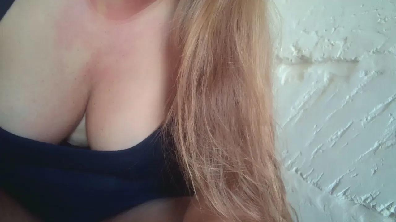 BambolaGenuina from Cam4