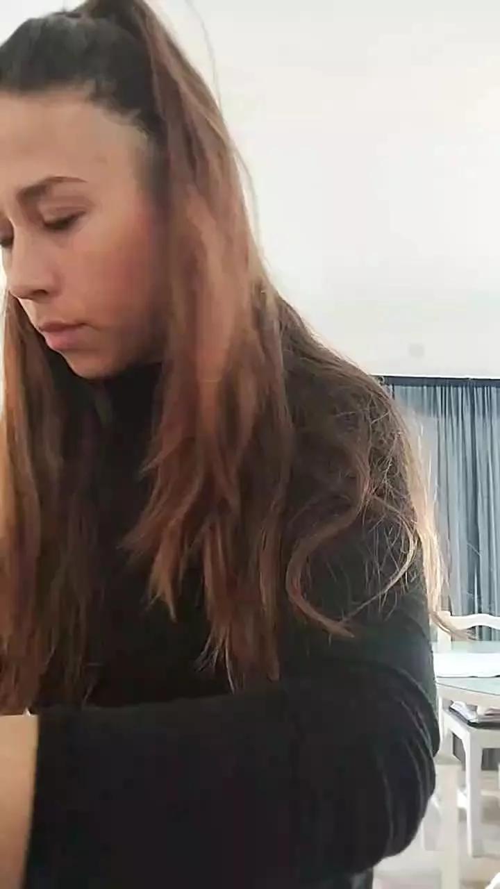 BellaBelll from Cam4