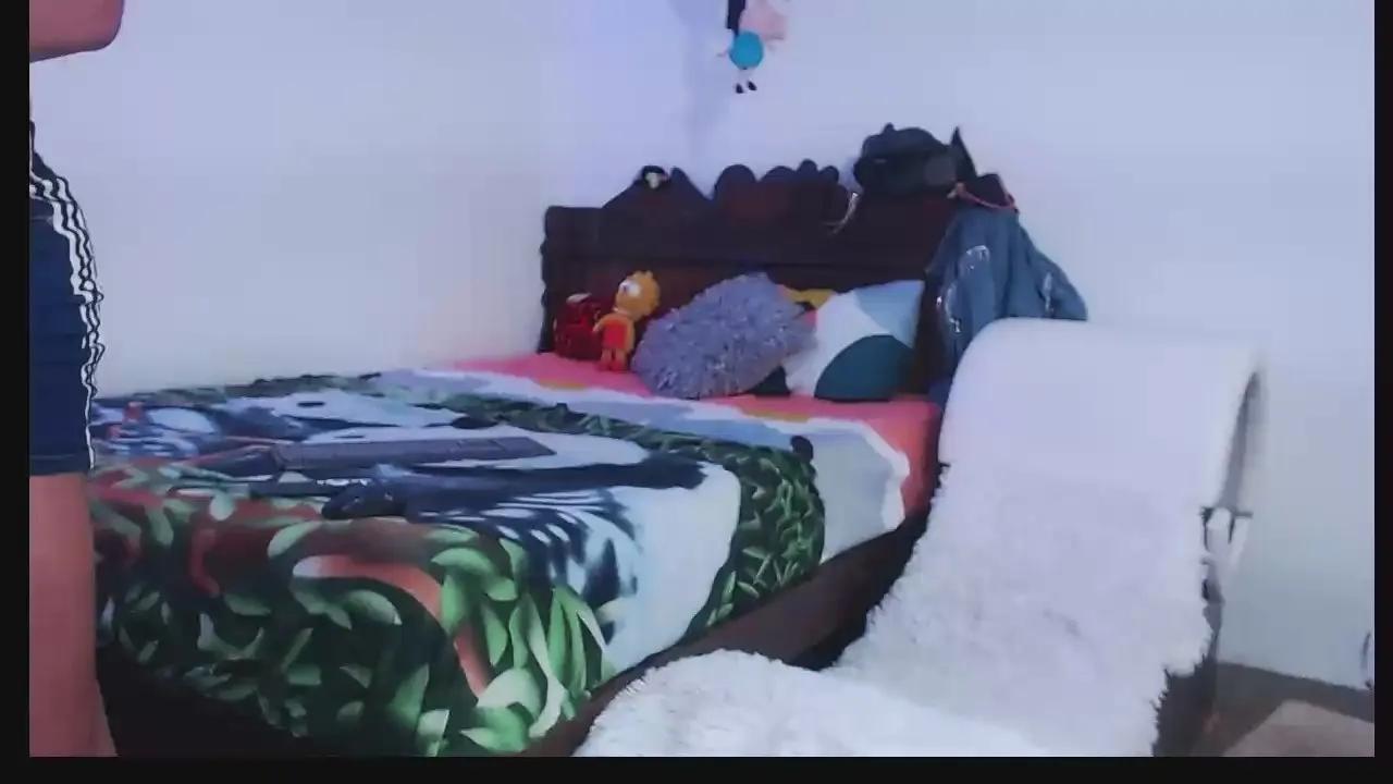 Bosshotslave from Cam4