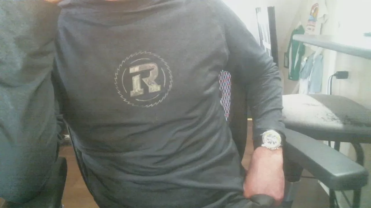 Canadianboytoy from Cam4