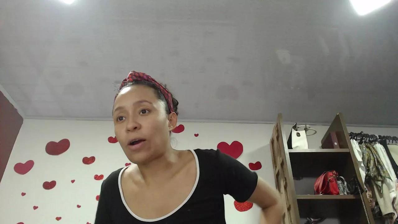 Danaioluyi from Cam4
