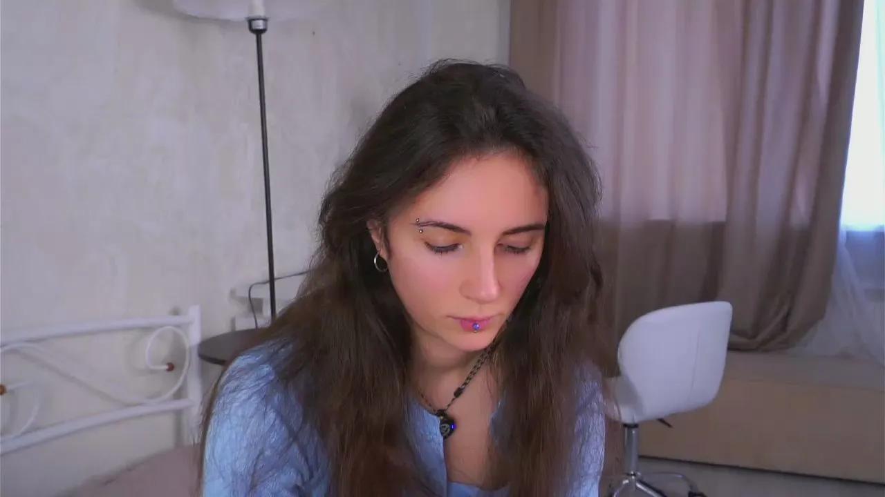 DollyCavell from Cam4