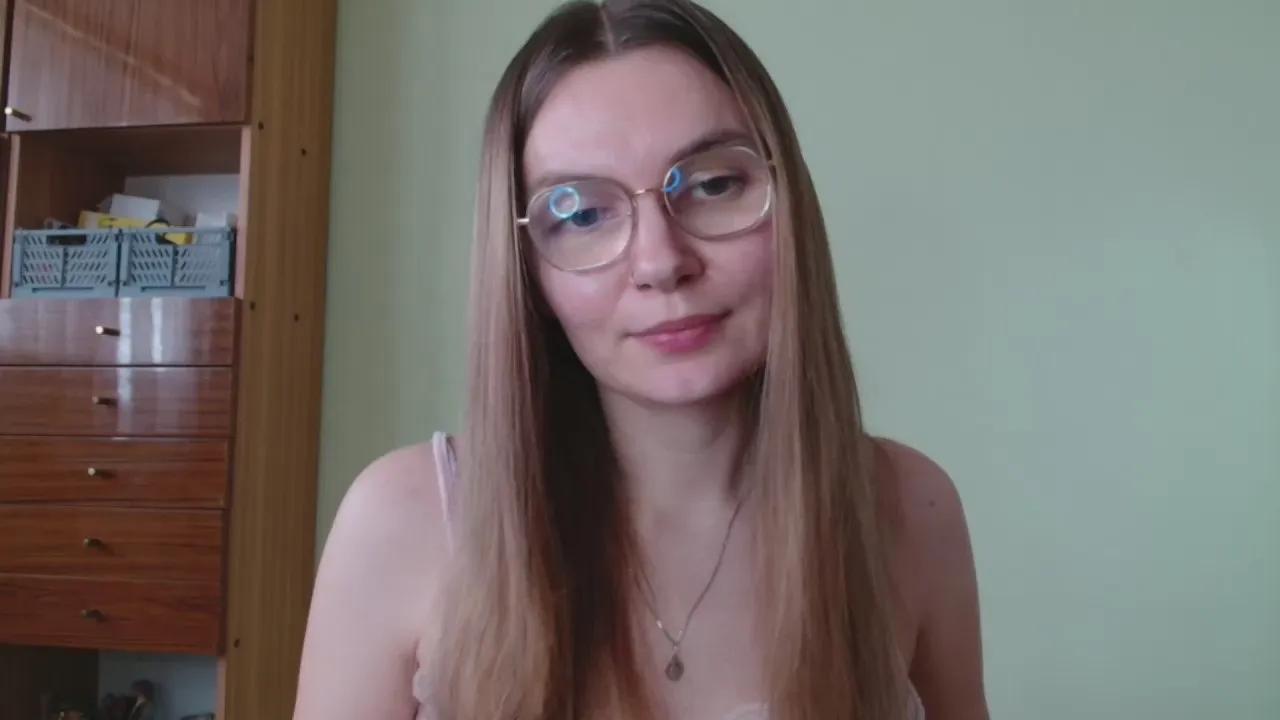 EllyHEARTx from Cam4