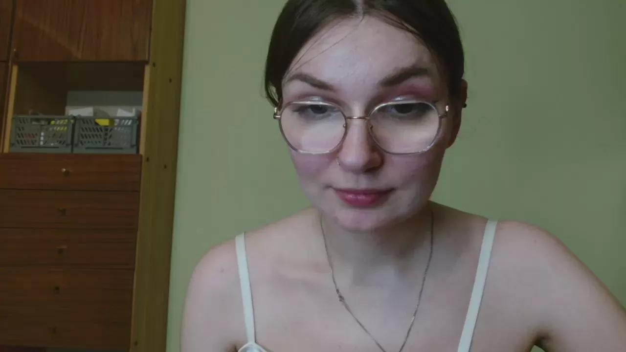 EllyHEARTx from Cam4