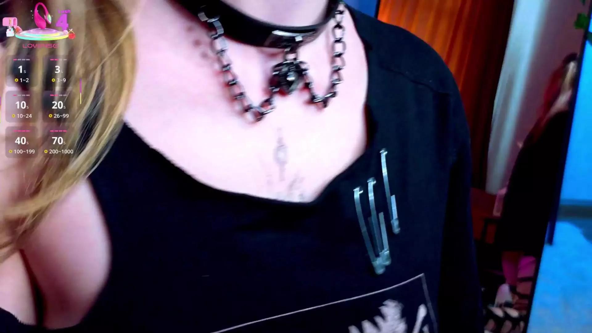 EngelEllender from Cam4
