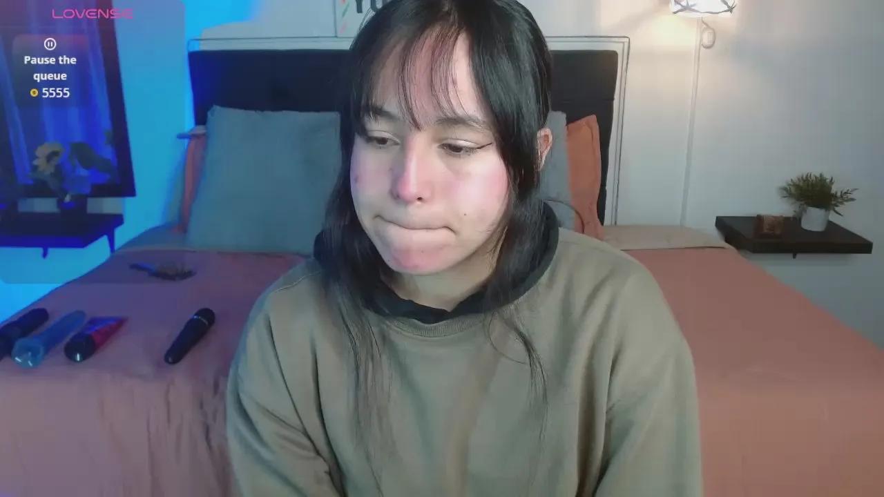 Eymmy_24 from Cam4