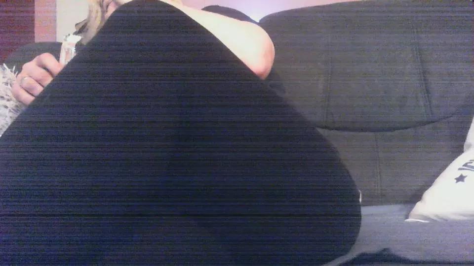 Foxx1234 from Cam4