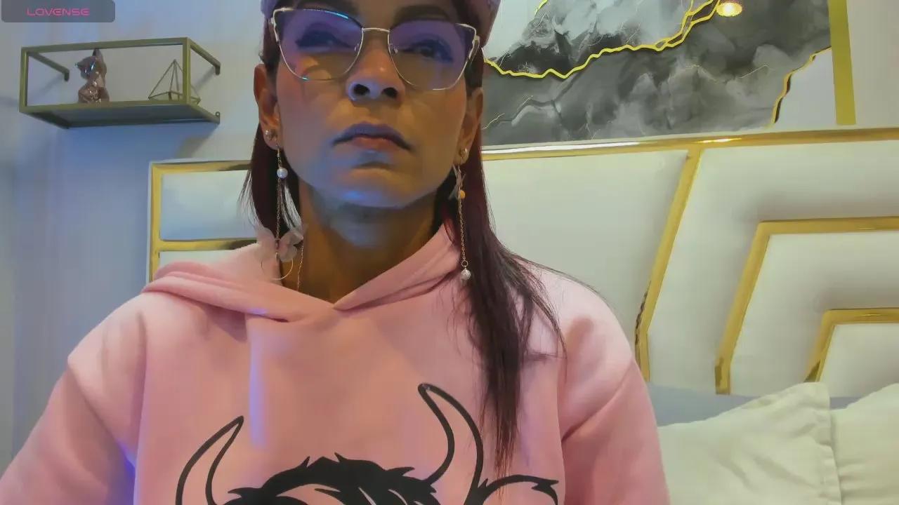 HannaPetit from Cam4