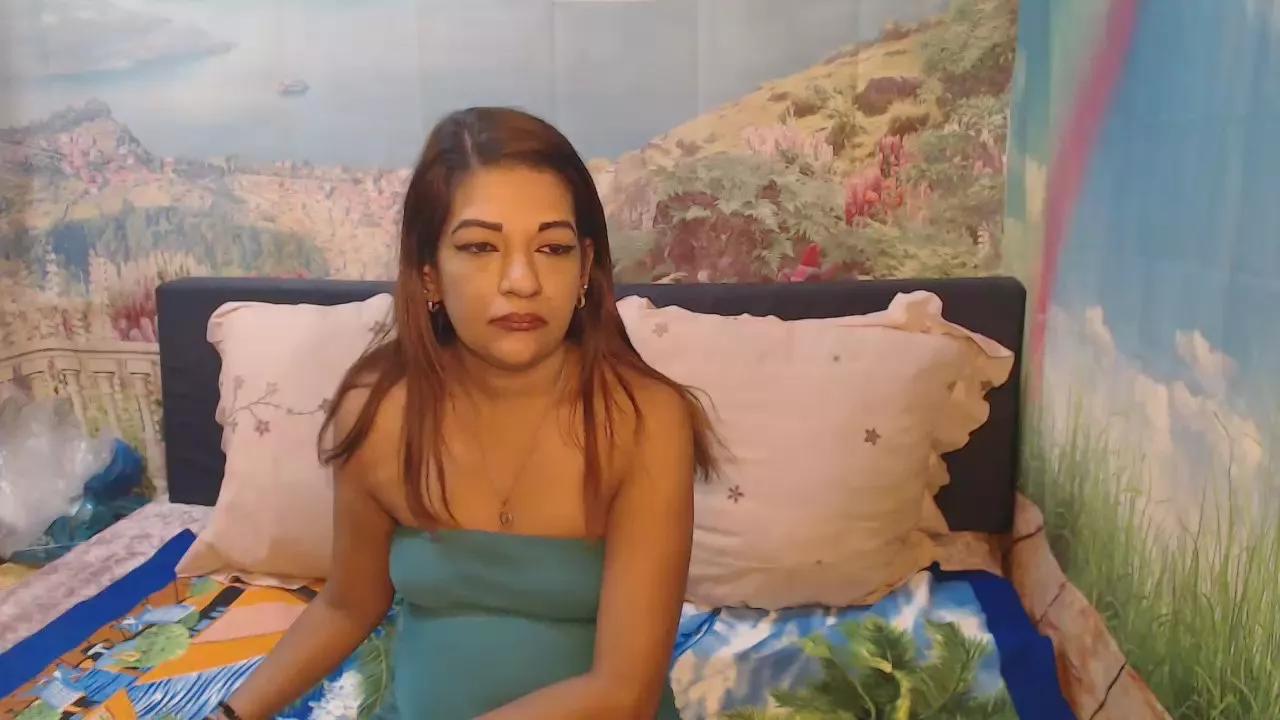 Indianaqua from Cam4