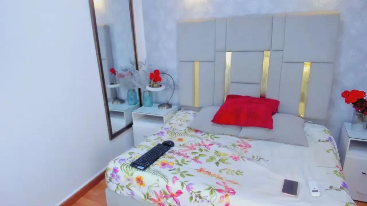 IsisBrown_ from Cam4