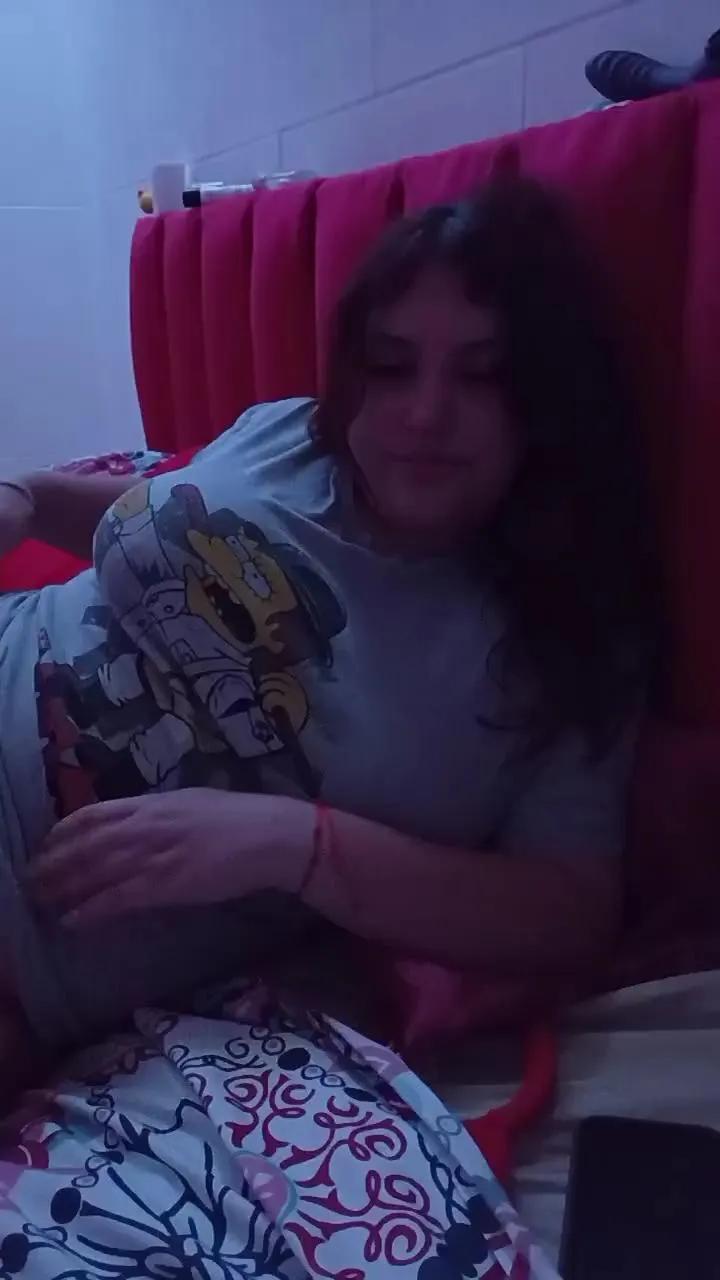 KinkyNikyxxx from Cam4