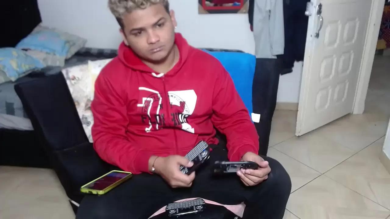 Lili_latina from Cam4