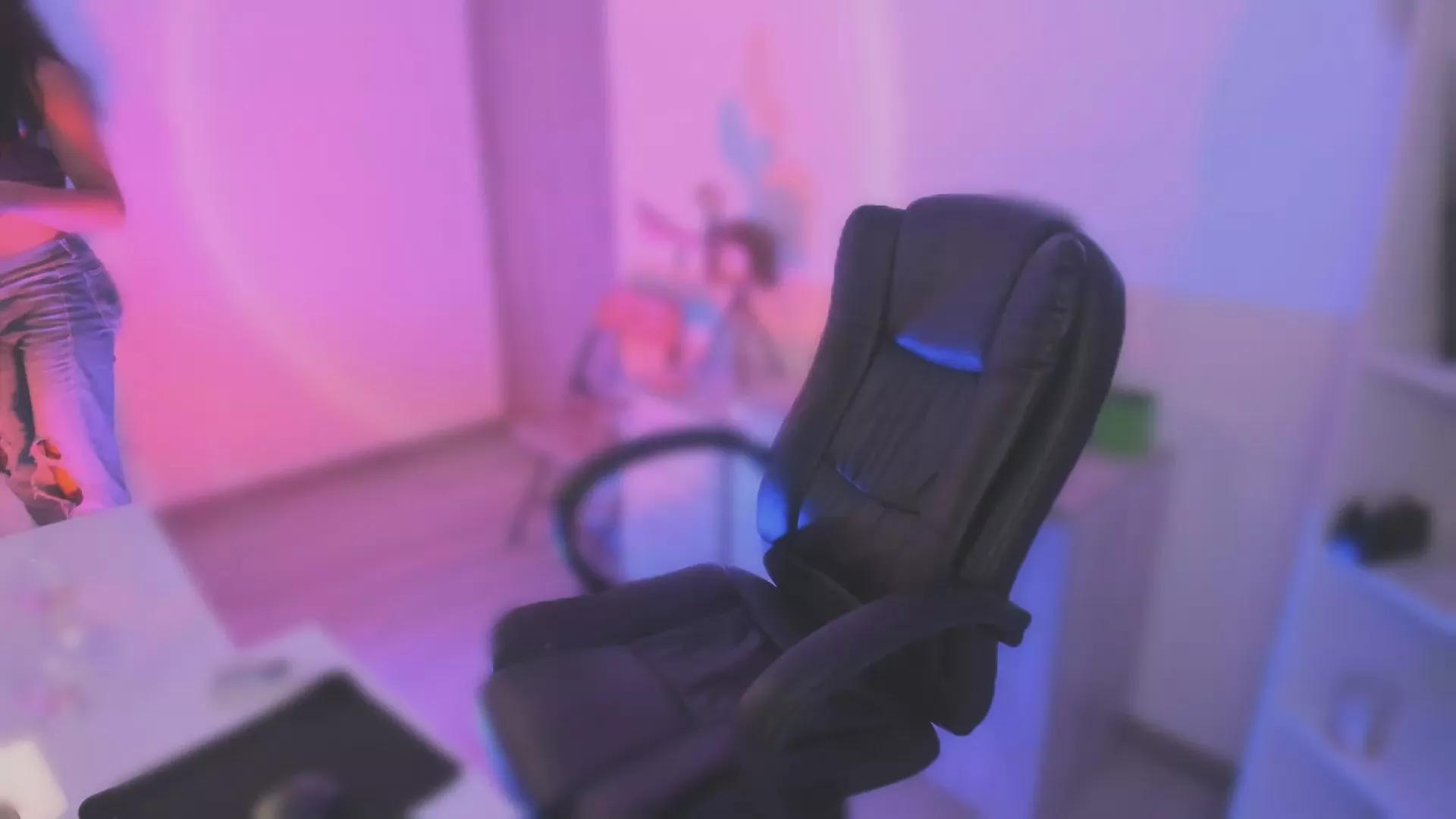 Littleslutvhot from Cam4