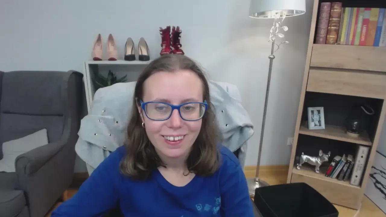 Lizzy_Femme from Cam4