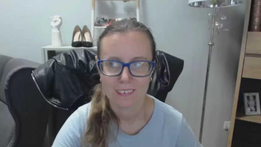 Lizzy_Femme from Cam4