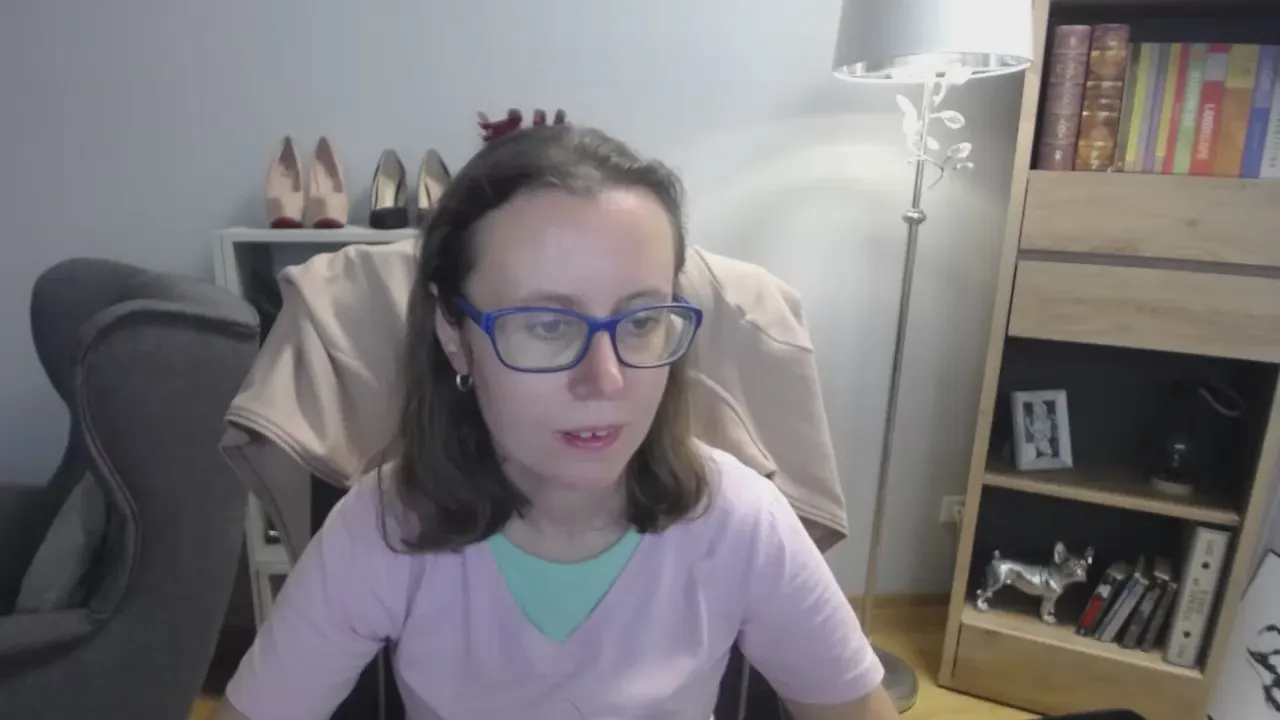 Lizzy_Femme from Cam4