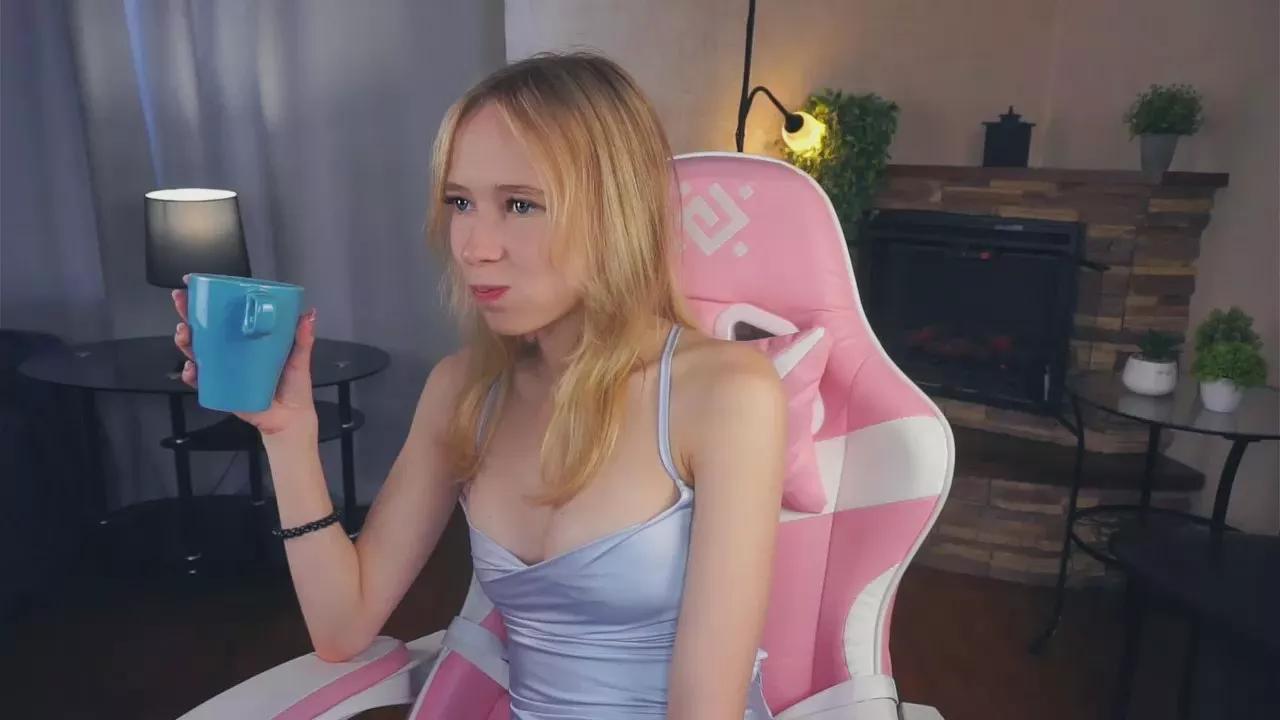 LynneBraund from Cam4