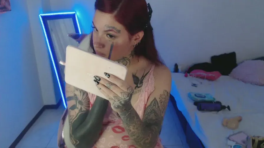 Maddy_Vicius19 from Cam4