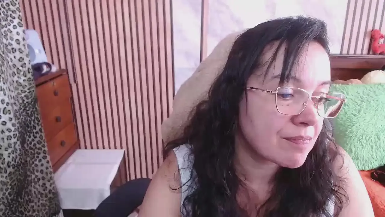 Mallybear_ from Cam4