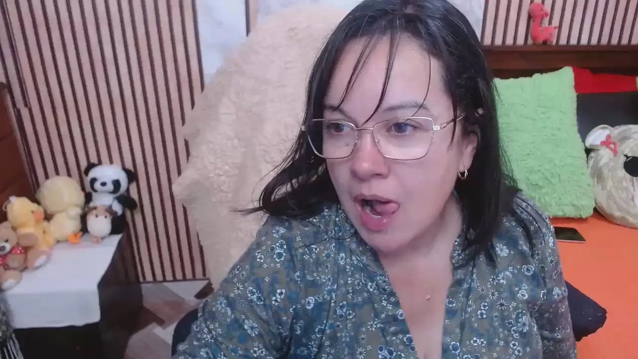 Mallybear_ from Cam4